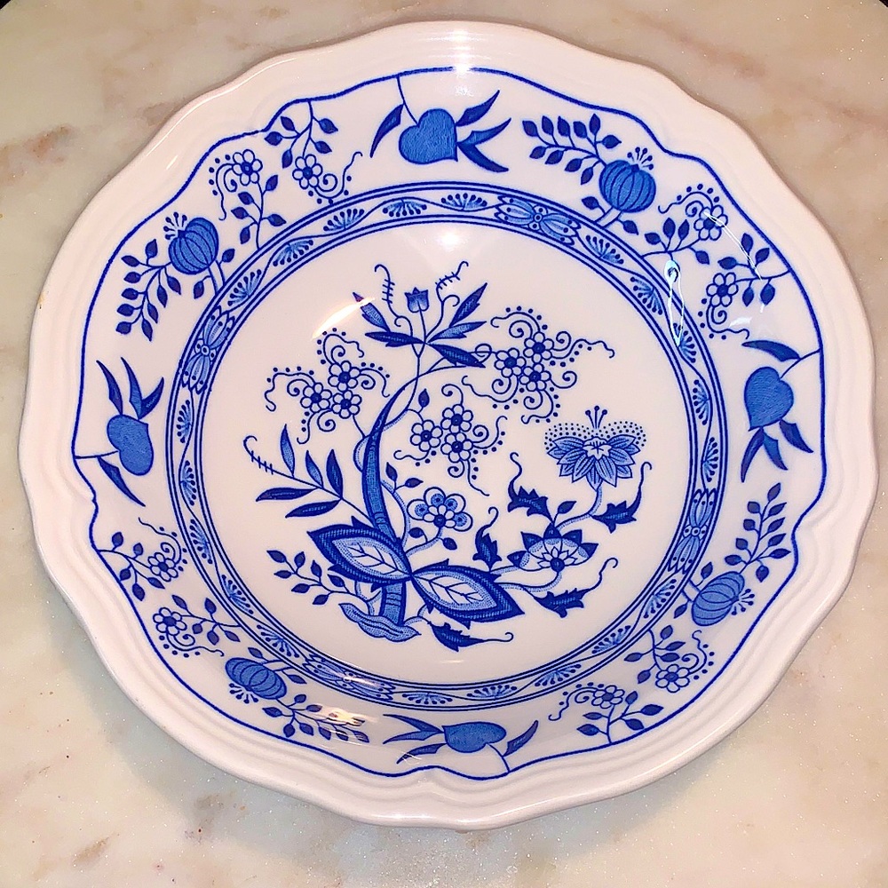 ORIENTAL BLUE ONION COUPÉ CEREAL BOWL 6 INCH BY SEARS VINTAGE IRONSTONE JAPAN